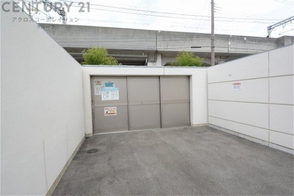 シャルマンフジスマート尼崎出屋敷駅前ステーショングリーン