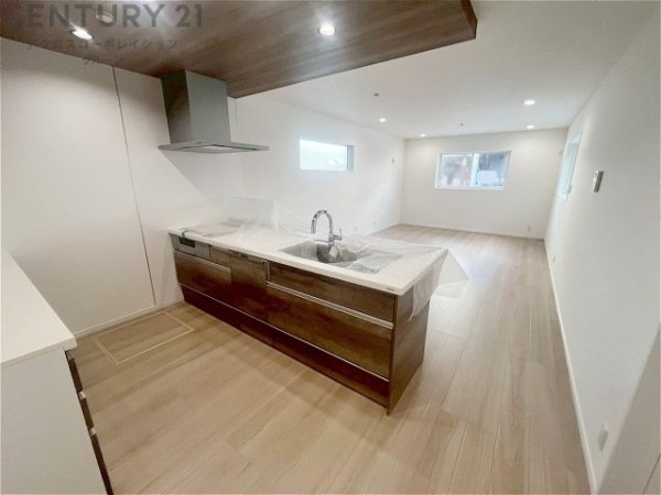 尼崎市大西町３丁目新築一戸建て