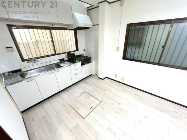 尼崎市杭瀬本町２丁目の中古一戸建て