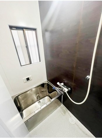 尼崎市杭瀬本町２丁目の中古一戸建て