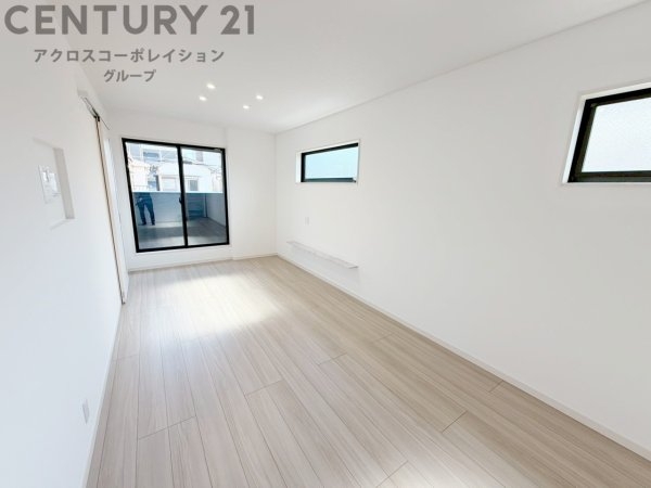 尼崎市稲葉荘１丁目新築一戸建て