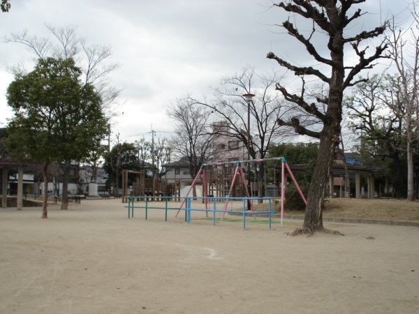 尼崎市立花町4丁目の中古一戸建て(福住公園)