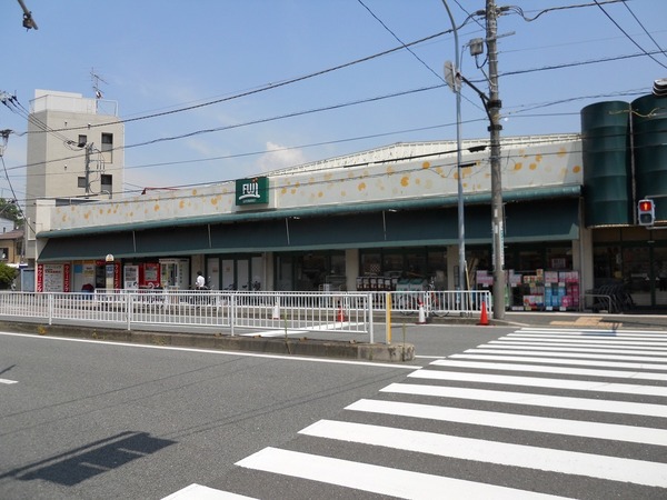 リブゼ横浜紅葉坂(Fuji伊勢町店)