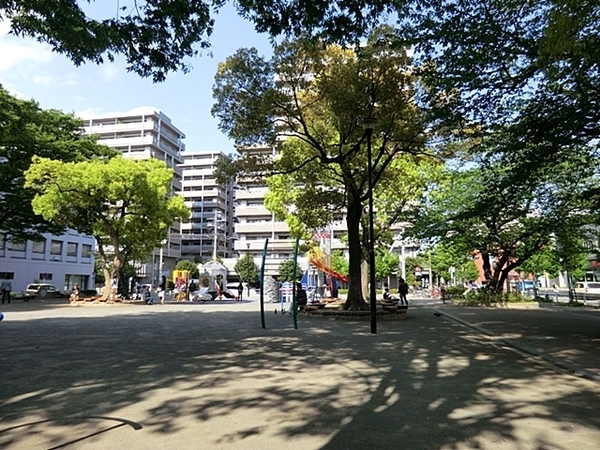 ライフレビュー横濱関内スクエア(千歳公園)