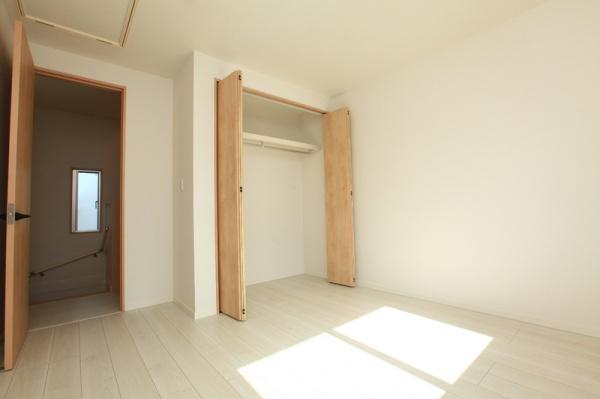 ガルボシティー緑区竹山2丁目全2棟　1号棟
