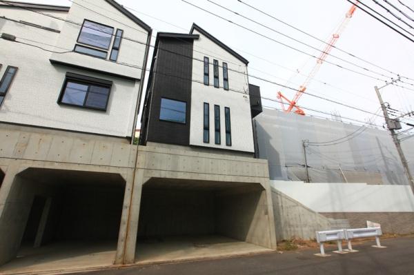 神奈川区沢渡全2棟　2号棟