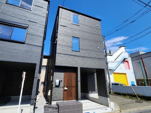 都筑区池辺町全2棟　B号棟
