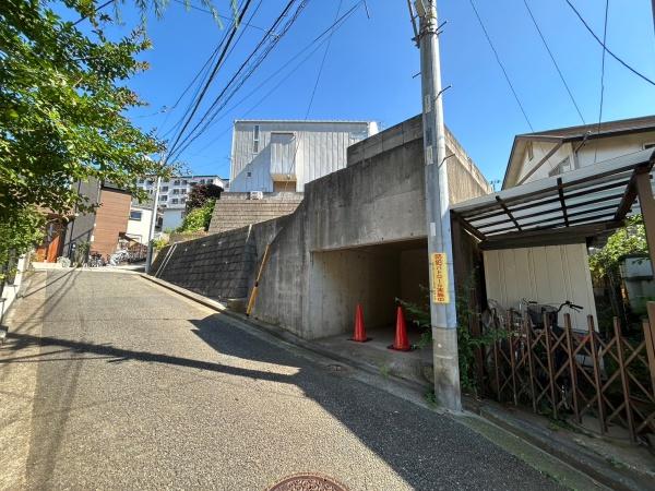 横浜市神奈川区三ツ沢東町の土地