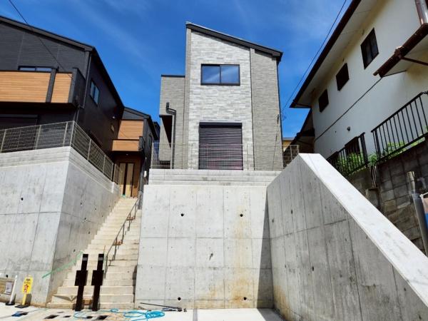 神奈川区中丸全3棟　2号棟