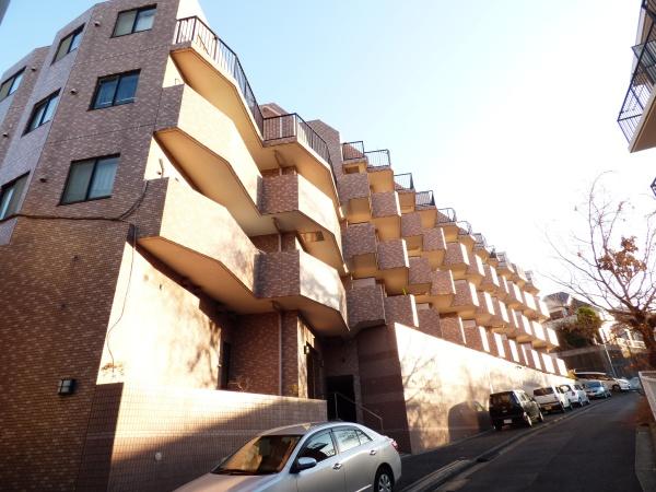 ルピナス西寺尾