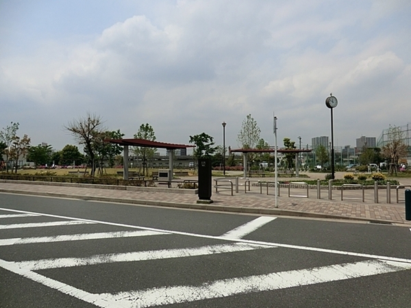 クリオレジダンス横濱ベイサイド(星野町公園)
