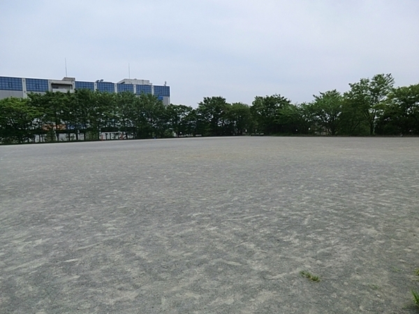 リーブルガーデン都筑区中川3丁目(宿之入公園)