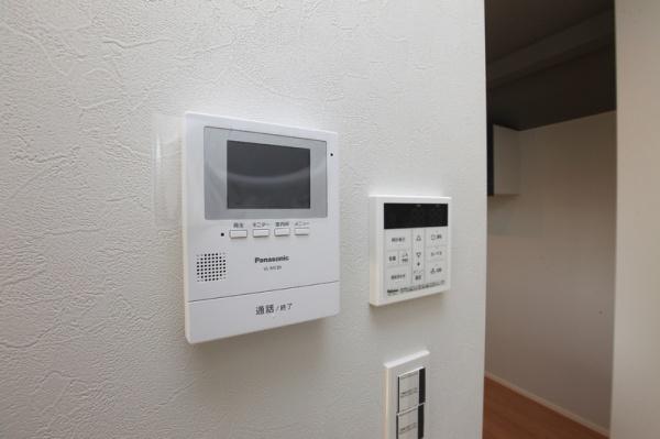 旭区本村町全3棟　2号棟