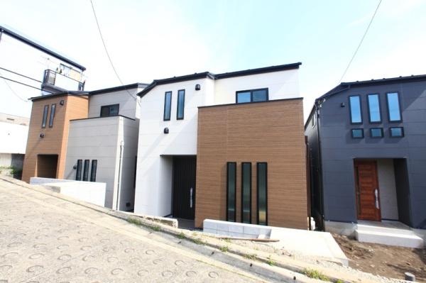 旭区本村町全3棟　2号棟