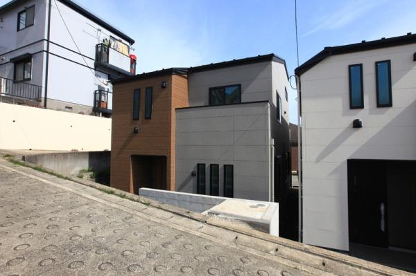 旭区本村町全3棟　3号棟