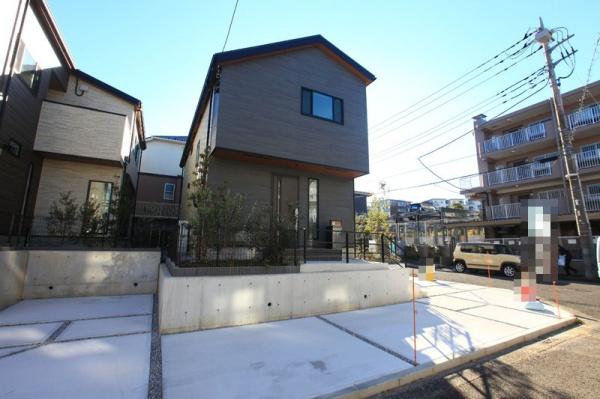 コモド・カーサ荏田南5丁目　1号棟