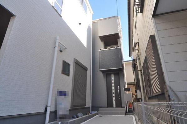 リーブルガーデン鶴見区汐入町3丁目全2棟　2号棟