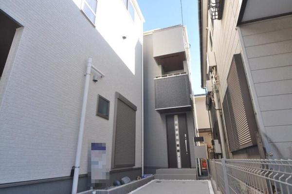 リーブルガーデン鶴見区汐入町3丁目全2棟　2号棟