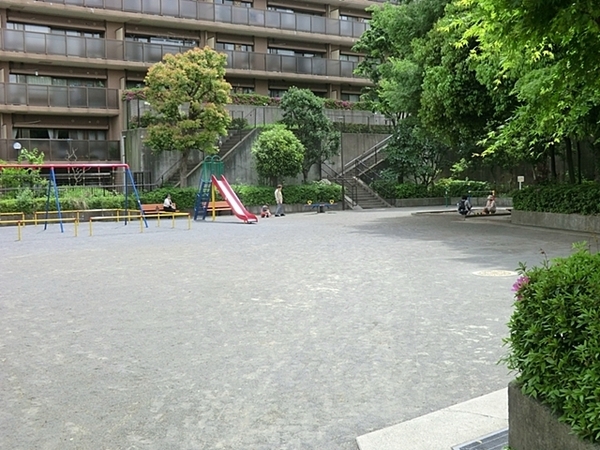 東急ドエルアルス菊名(菊名三丁目公園)