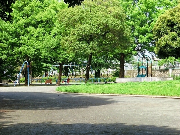 横浜パークタウンE棟(六ツ川三丁目公園)