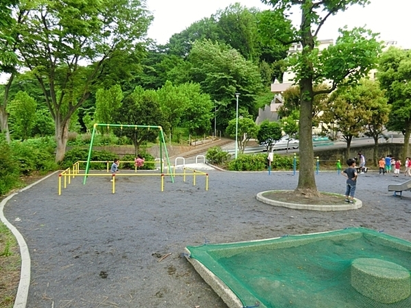 港北区綱島西5丁目(綱島台公園)