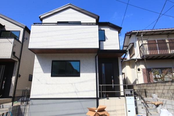 リーブルガーデン旭区白根6丁目2期全2棟　2号棟