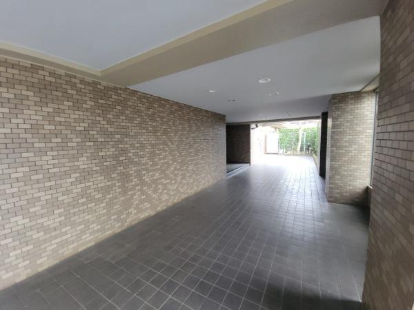 三ツ沢上町パーク・ホームズ弐番館