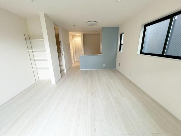 リーブルガーデン都筑区東山田町全2棟　2号棟