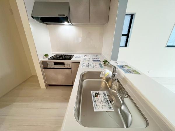 リーブルガーデン都筑区東山田町全2棟　2号棟