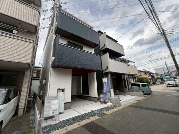 リーブルガーデン都筑区東山田町全2棟　2号棟