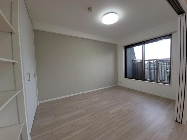 三ツ沢パーク・ホームズ参番館(洋室)