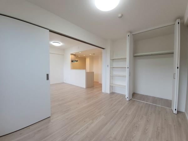 三ツ沢パーク・ホームズ参番館(洋室)