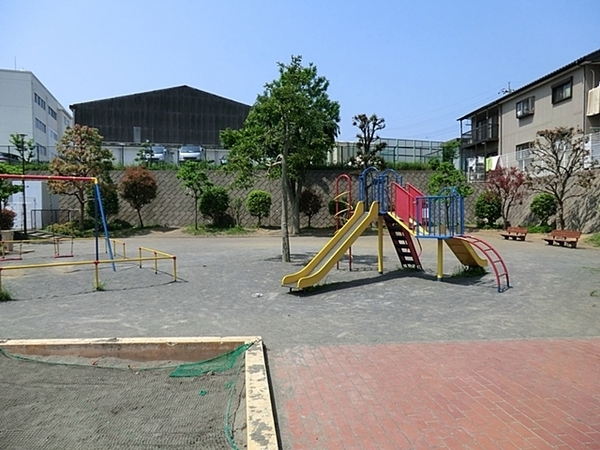 ハイラーク横浜白山(白山町高倉公園)
