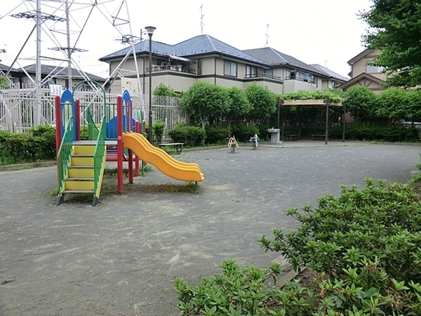 横浜市保土ケ谷区境木本町の土地(境木けやき公園)