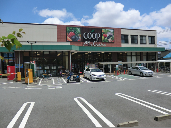 横浜市鶴見区上末吉4丁目の土地(ユーコープミアクチーナ末吉店)