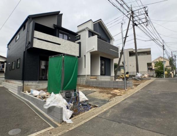 ブルーミングガーデン旭区金が谷1丁目全2棟　1号棟