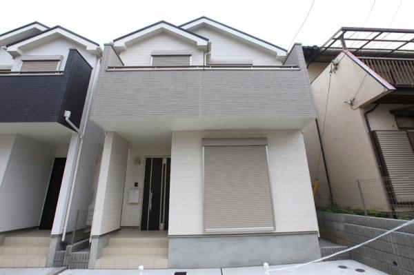 ハートフルタウン泉区上飯田町全2棟　2号棟