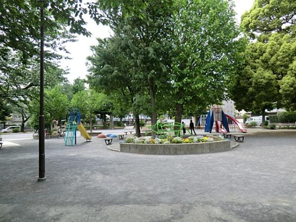 横浜市神奈川区大口仲町の土地(大口西公園)