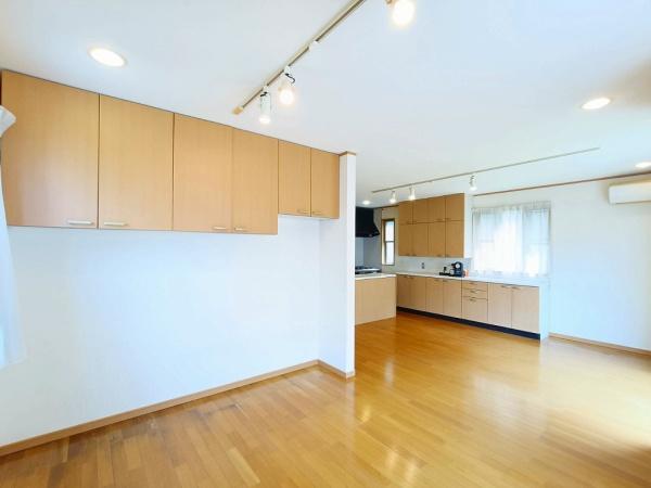 横浜市神奈川区栗田谷の中古一戸建て
