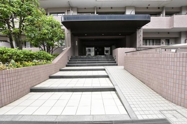 ルネ横浜蒔田グランヒルズ