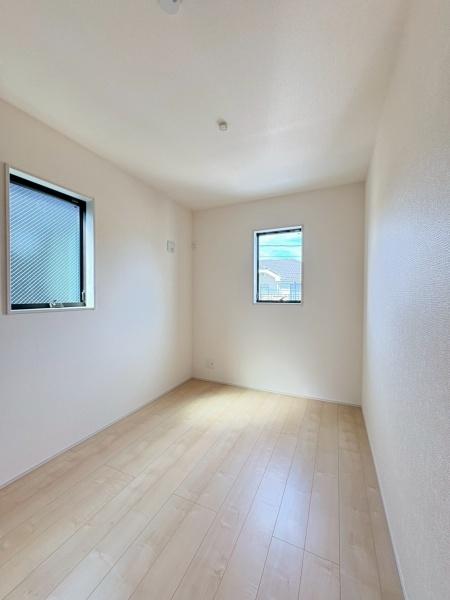 リーブルガーデン港北区大曽根3丁目全2棟 1号棟(洋室)