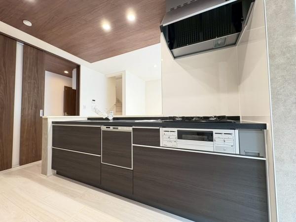 リーブルガーデン港北区大曽根3丁目全2棟 2号棟(キッチン)