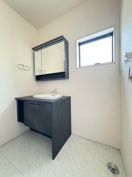 リーブルガーデン港北区大曽根3丁目全2棟 2号棟(洗面台・洗面所)