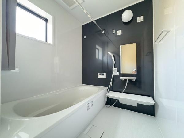 リーブルガーデン港北区大曽根3丁目全2棟 2号棟(バス)