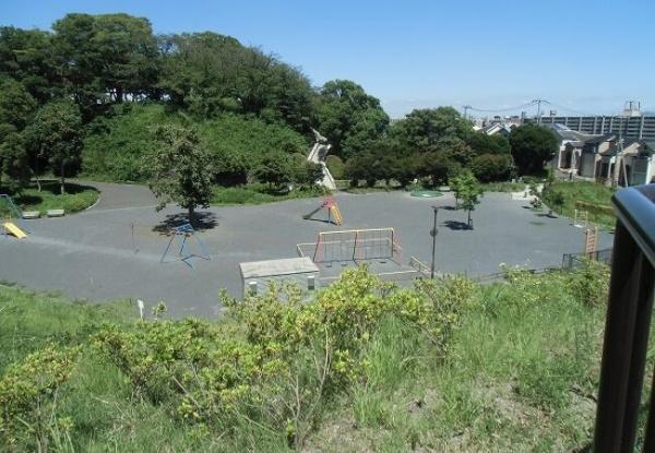 グーディッシュ新子安(子安台公園)