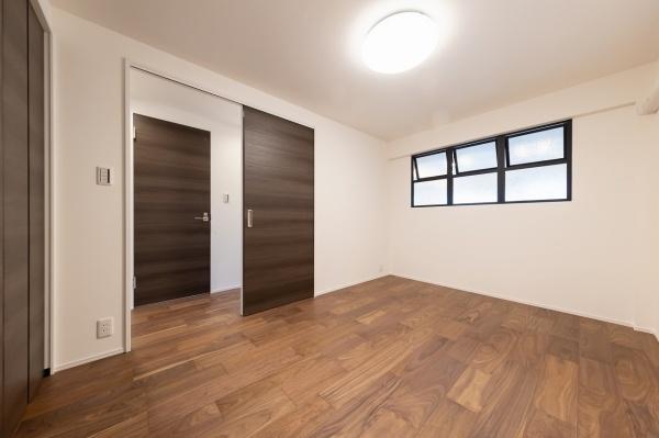 大倉山ハイム参号棟(洋室)