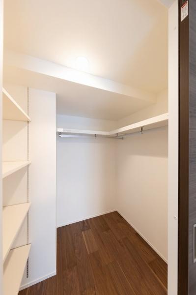 大倉山ハイム参号棟(収納)