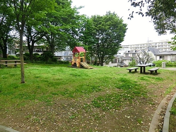 横浜市神奈川区大口通の土地(大口駅前公園)