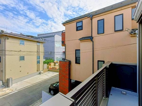 横浜市神奈川区三枚町の中古一戸建て