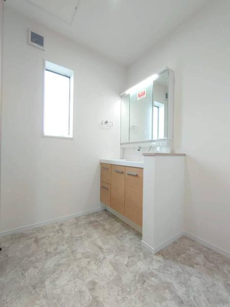 サンリーフ鴨居6丁目